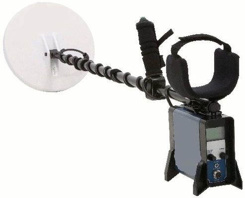 Detector de metales del oro GPX4500/5000 y debajo del detector de metales de tierra